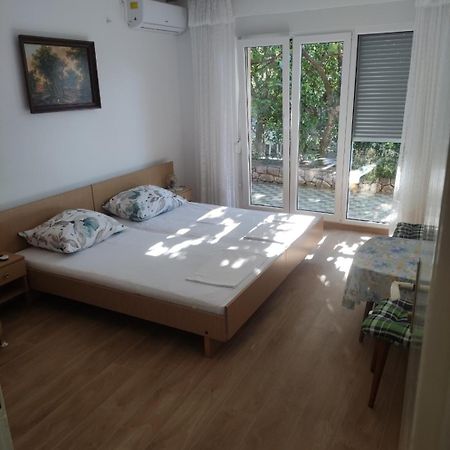 Dragiv 1 Hotel Selce Bagian luar foto